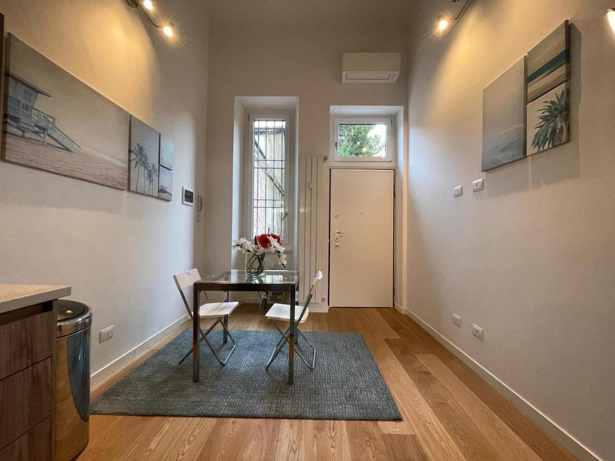 Navigli Design Loft - 7 Stops From Duomo, Ac, Netflix Apartment Милано Екстериор снимка
